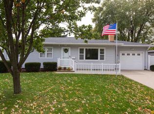 618 Burbank Ave, Waterloo, IA 50702