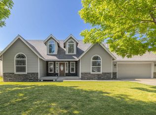2028 NW Quince Ave, Redmond, OR 97756