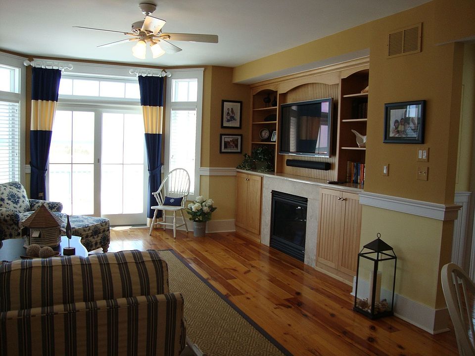 Den with Built In Entertainment Center