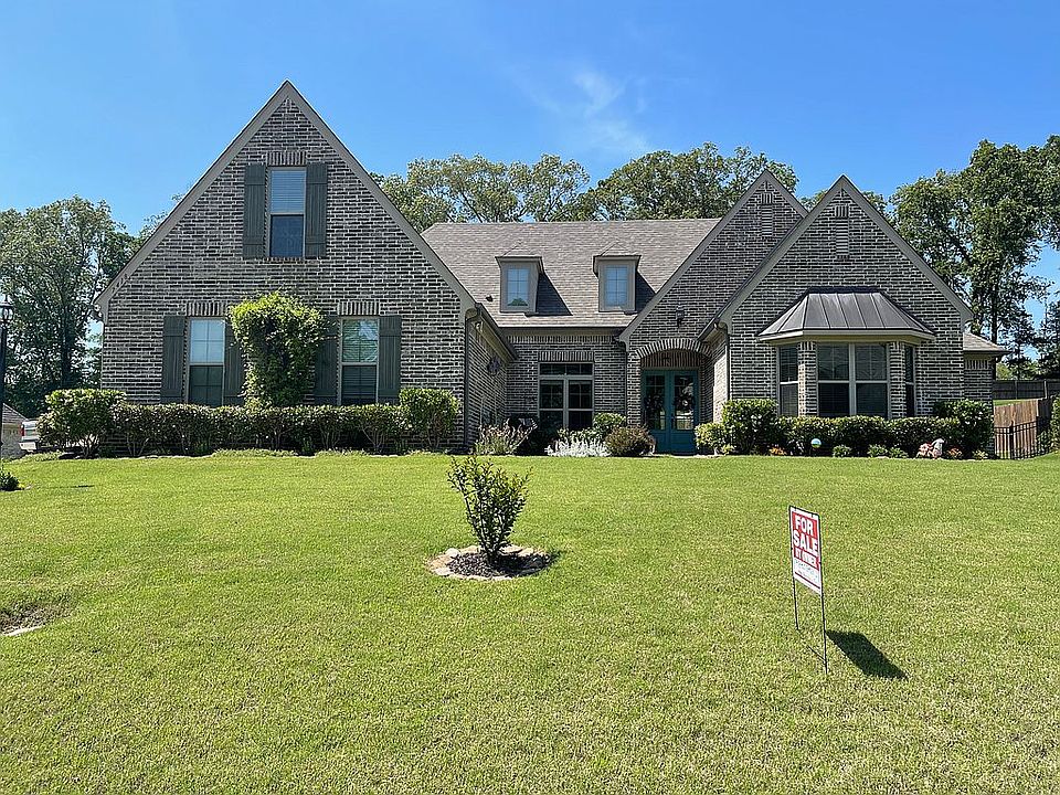 1st image of 7418 Rose Garden Ln