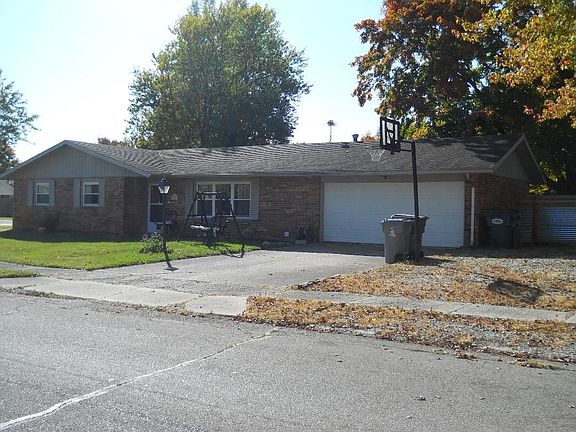 2nd image of 1913 S Haverhill Dr