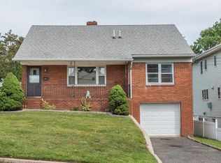 133 Cleveland Ave, Hasbrouck Heights, NJ 07604