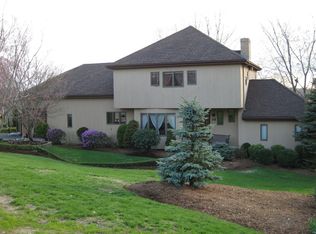 14 Tedford Ln, Lynnfield, MA 01940