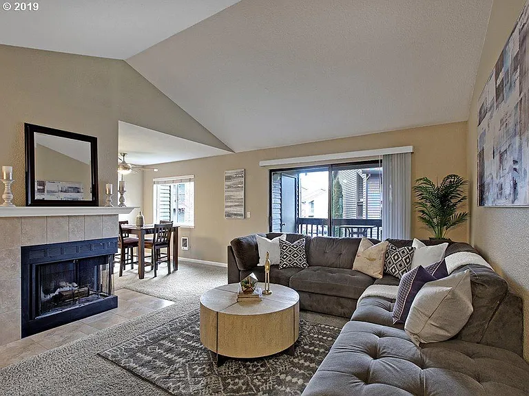 9490 SW 146th Ter #6 — Photo 5
