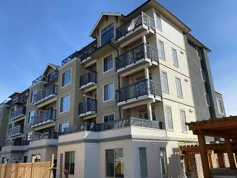 20487 65th Ave — Photo 1