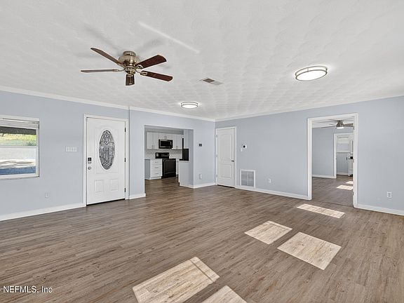 4th image of 228 SE 66TH Street