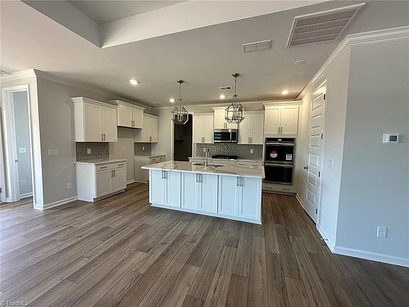 2nd image of 8503 Lemur Ln