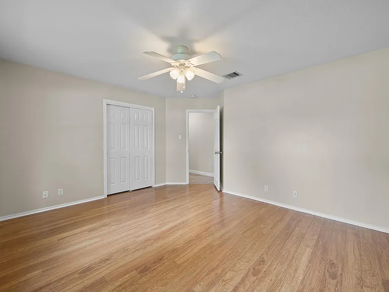 1617 Abbey Ln — Photo 27