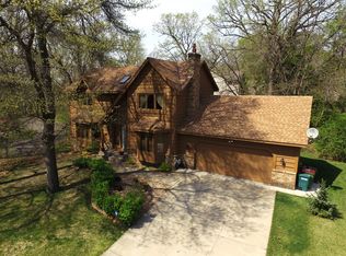 1105 94th Ln NW, Coon Rapids, MN 55433