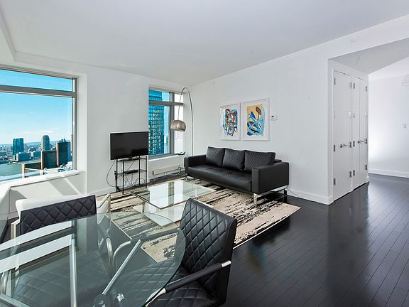 4th image of 123 Washington St APT 36A