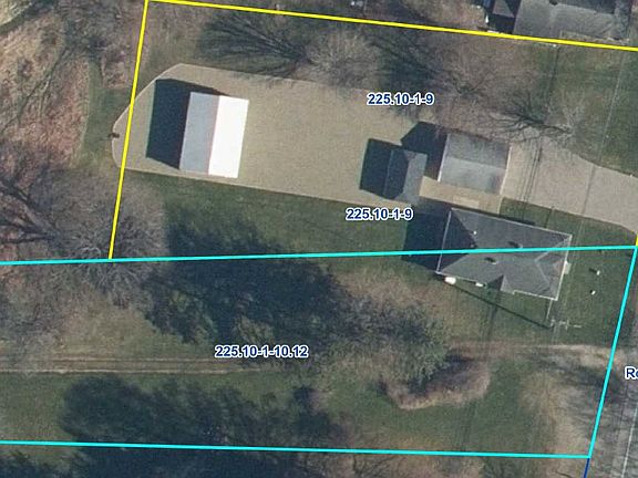 2nd image of 3319 Riverside Dr