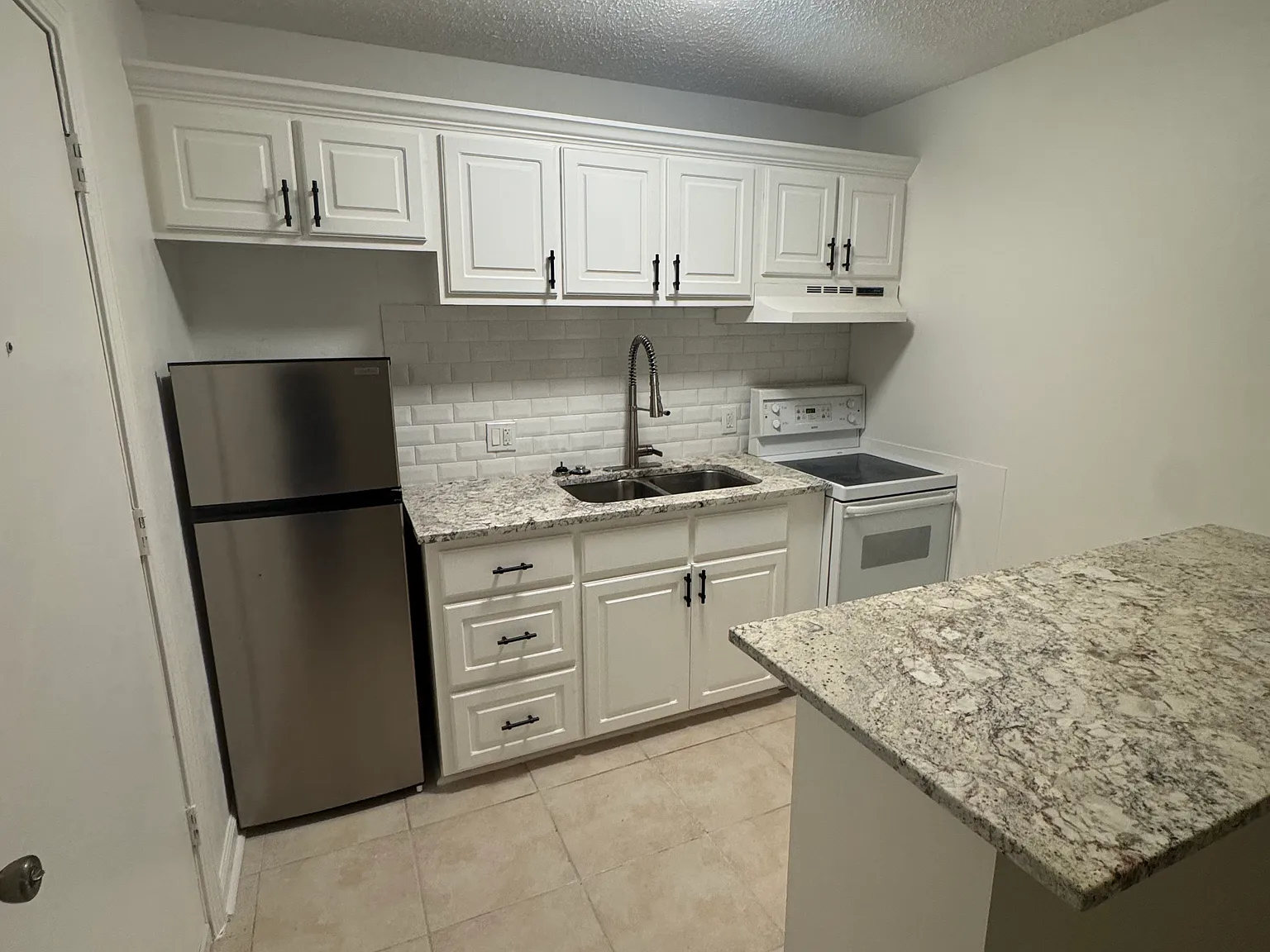 10945 Cherry Hill Ave — Photo 3