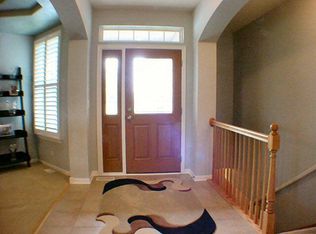 2744 Moutray Ln, North Aurora, IL 60542