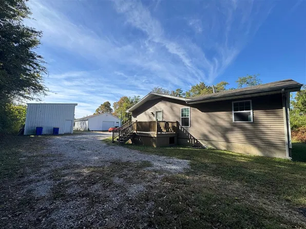 135 E 1st St #151 & 171, Russellville, KY 42276