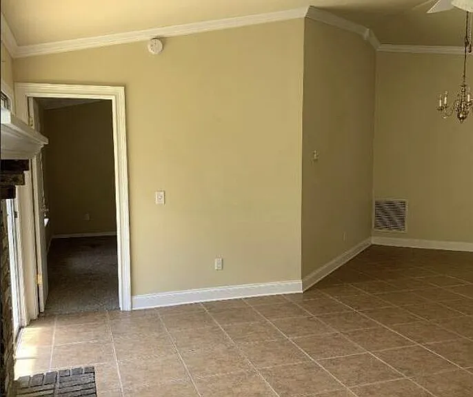 8584 Bandera Cir W — Photo 2