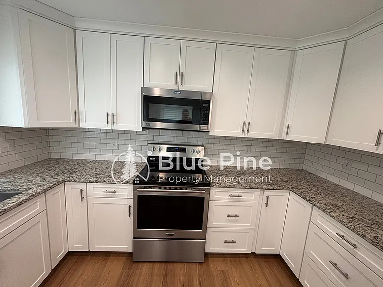 351 Yale Ave — Photo 8