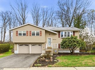 17 Donald Ave, Newton, NJ