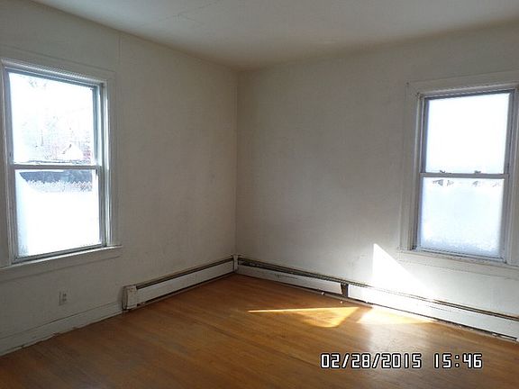 4th image of 1400 Barnhart Ct