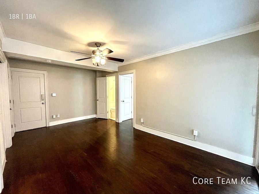 1st image of 710 W 48th St #204