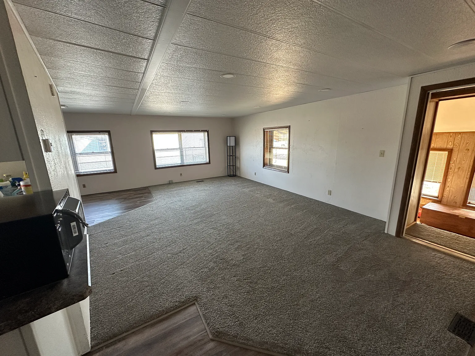 11H 949th Ln, Powell — Photo 3