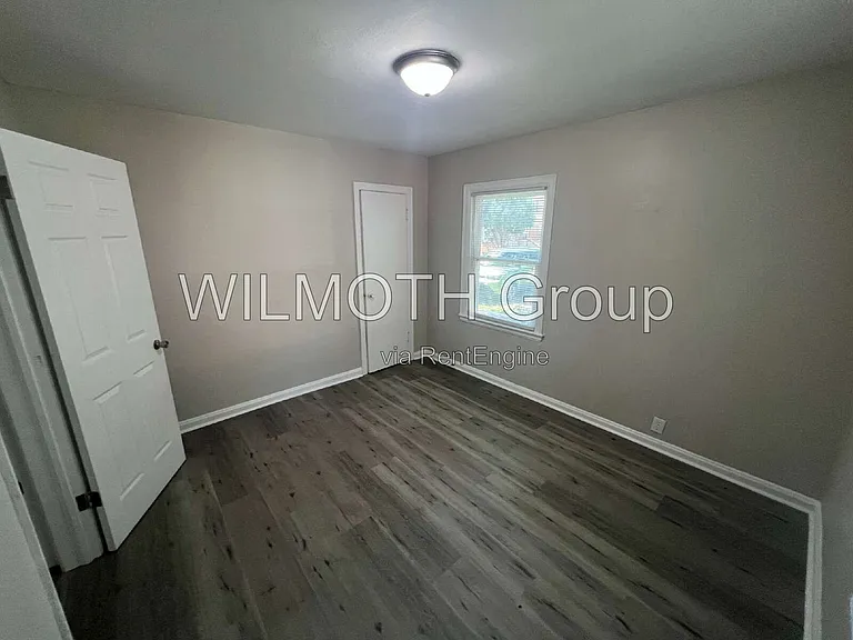 614 N Moreland Ave — Photo 8