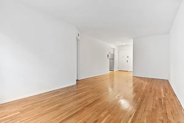 Rented by Oxford Property Group | media 4