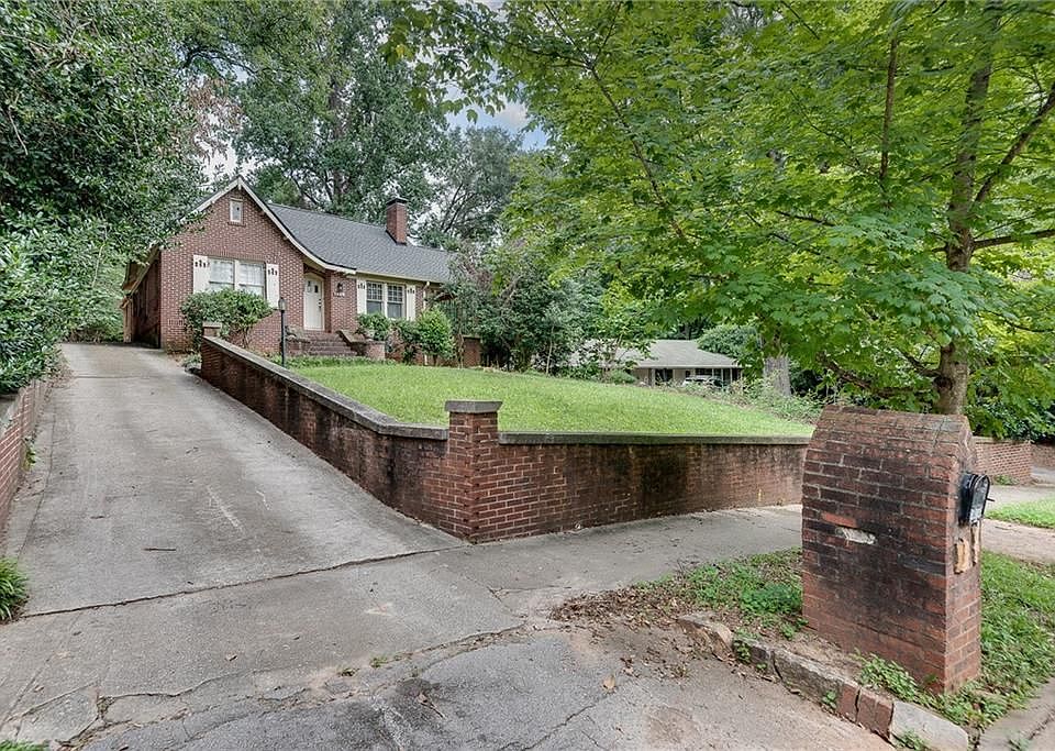 1st image of 1424 Emory Rd