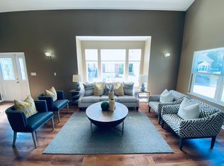 8 Cabanne Townhome Dr, Saint louis, MO 63112