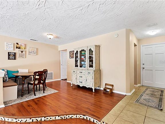 3rd image of 212 Talley Dr