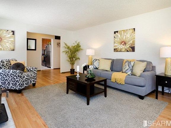 3rd image of 3800 Fleetwood Dr