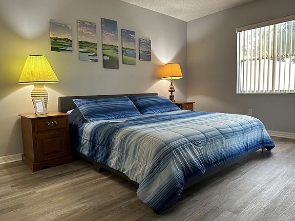4th image of 1202 Fernando Ln