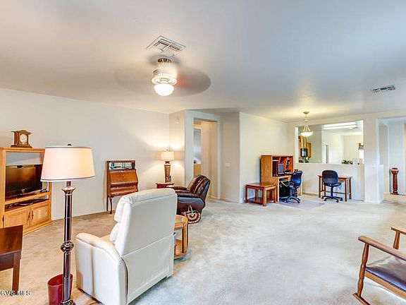 4th image of 1354 W Calle Luis Maria