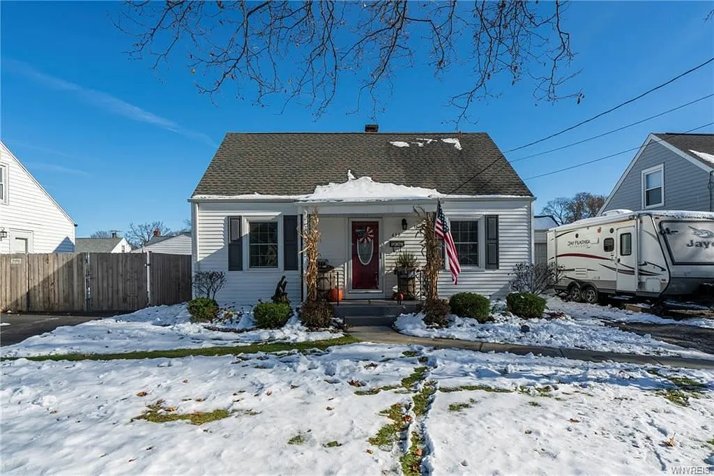 459 81st St photo 1