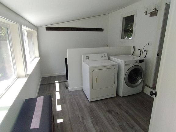 4th image of 1310 Alder Street