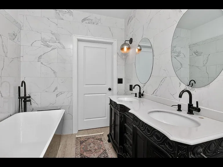24 S Huffman St — Photo 8