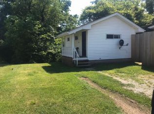 700 N 6th Ave #1, Paden City, WV 26159