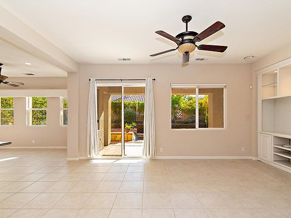 3rd image of 80215 Queensboro Dr