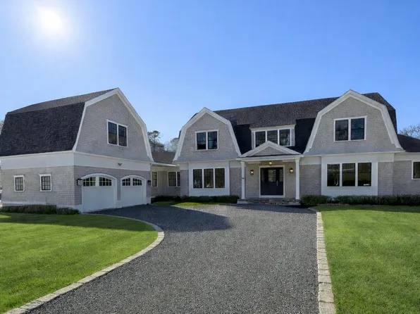 64 Crowell Ln, Tisbury, MA 02568
