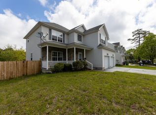 22 Ravenwood Dr, Egg Harbor Township, NJ 08234