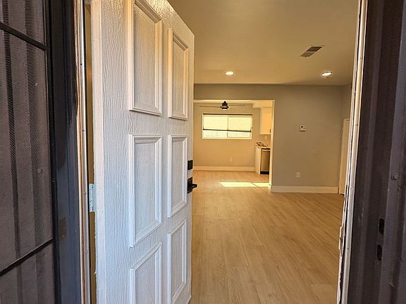 3rd image of 1708 Fairfield Ct #2