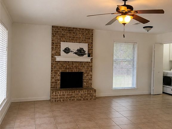 4th image of 3010 Normand Dr