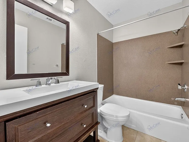 4900 Ledgestone Dr — Photo 22