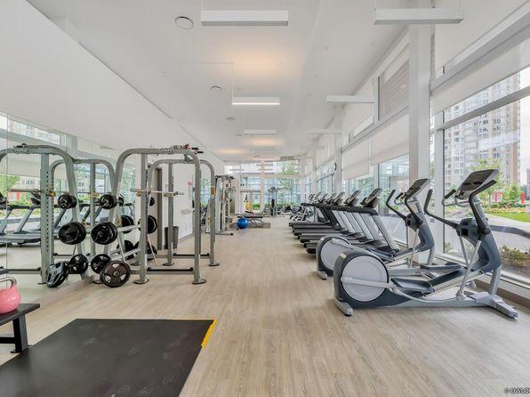6098 Station St #3910, Burnaby, BC V5H 0H4