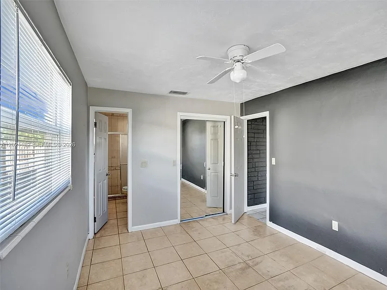 8550 NW 27th Pl — Photo 18