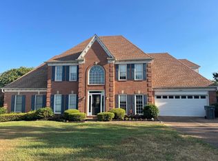 8954 Dewberry Ln, Cordova, TN 38016