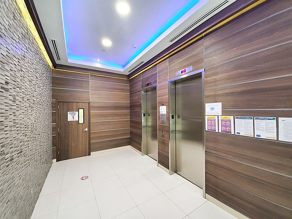 4th image of 42-35 Main St #6-J