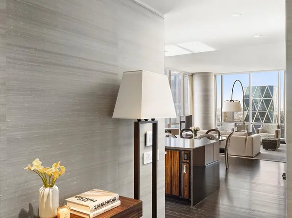 157 West 57th Street image 8 of 16