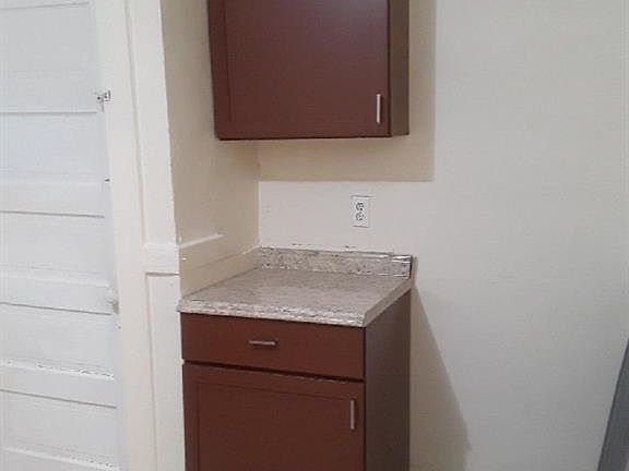 3rd image of 3734 Bellefontaine Ave