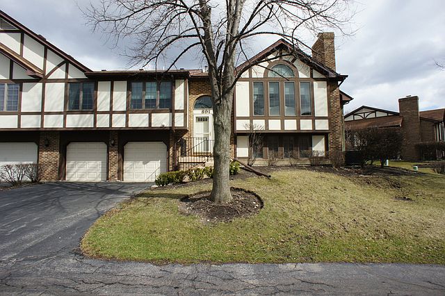 1st image of 891 S Dwyer Ave