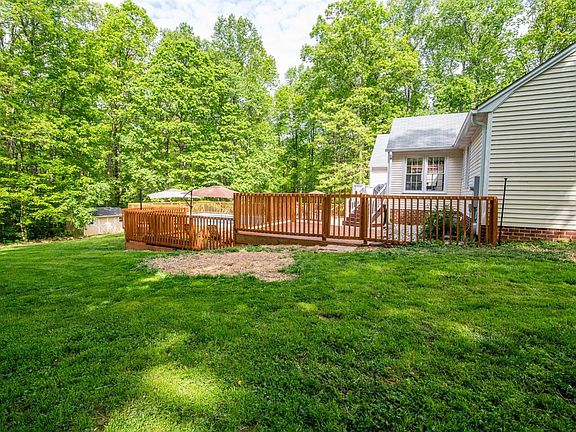 5th image of 309 Millspring Dr